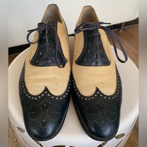 1970's GUCCI ITALY Men's monogram wing-tip brogue spectator dress shoes